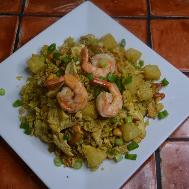 Pineapple Fried Rice Delight